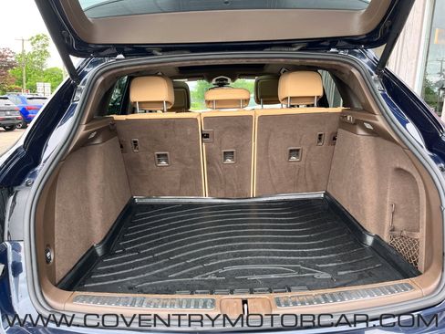 Used 2017 Porsche Macan Turbo image 15