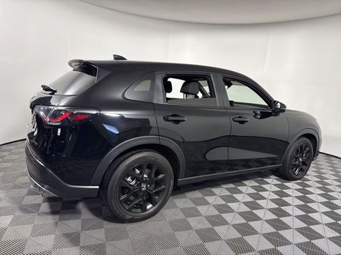 Used 2025 Honda HR-V Sport image 7