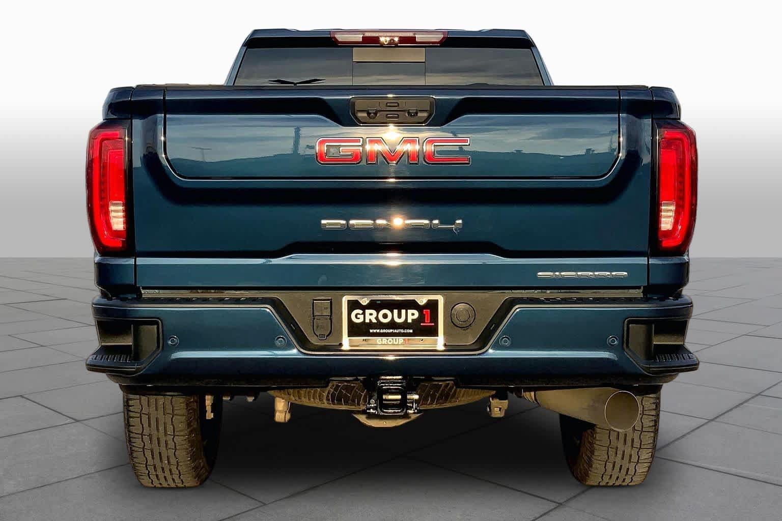 Used 2020 GMC Sierra 2500 Denali w/ Denali Ultimate Package AWD/4WD image 5