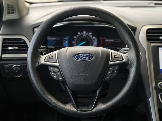 Used 2019 Ford Fusion SE AWD/4WD image 30