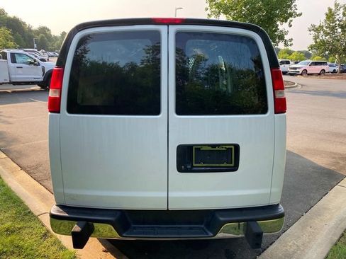 Used 2022 Chevrolet Express 2500 w/ Driver Convenience Package RWD image 29