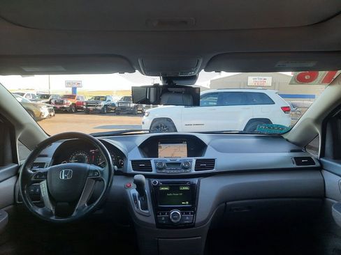 Used 2016 Honda Odyssey EX-L image 11