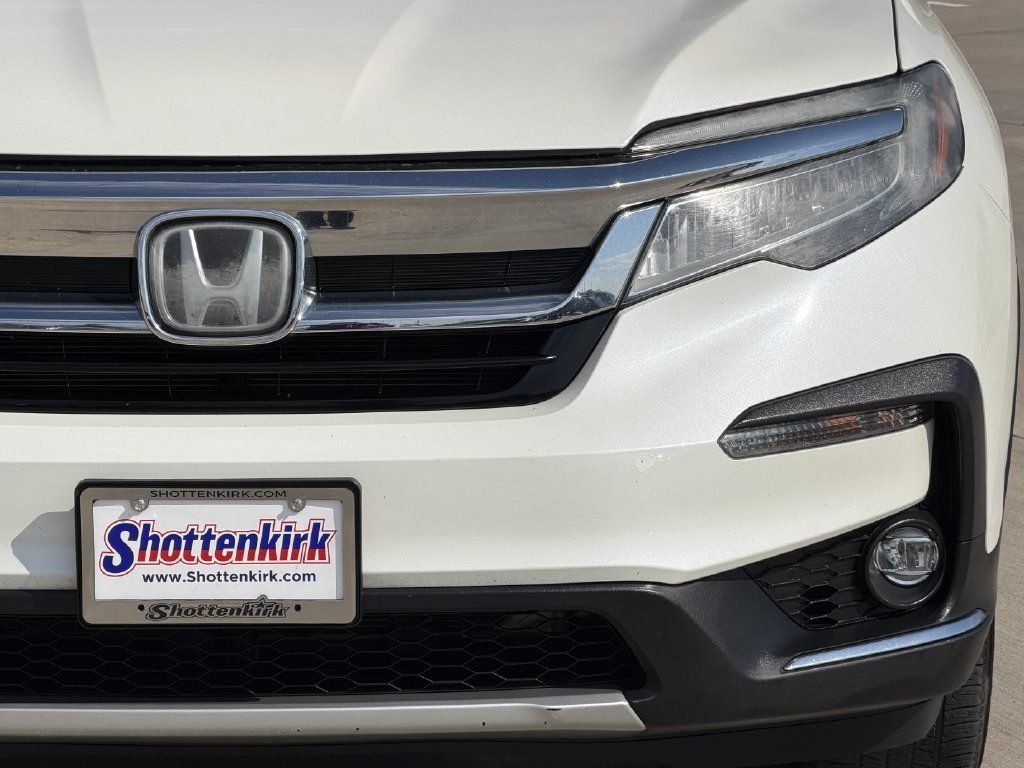 Used 2019 Honda Pilot Touring image 8