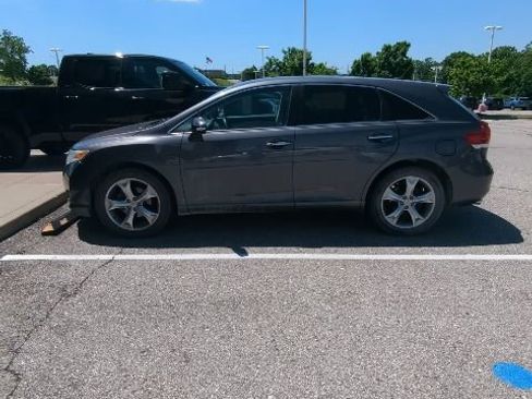 Used 2015 Toyota Venza XLE w/ XLE Premium Package AWD/4WD image 3