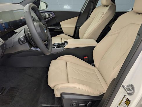 Used 2026 BMW X3 xDrive30i w/ Premium Package AWD/4WD image 5