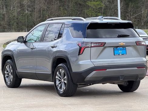 Used 2025 Chevrolet Equinox LT w/ Convenience Package II image 13