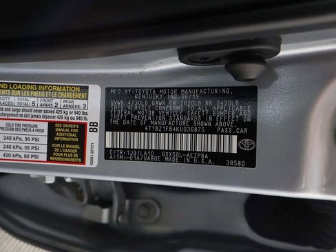 Used 2019 Toyota Avalon Limited image 56