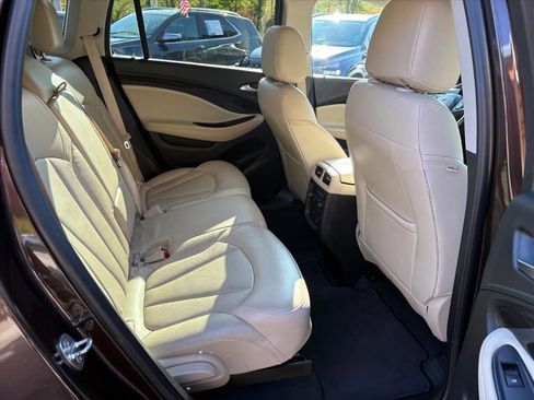 Used 2020 Buick Envision Essence FWD image 17