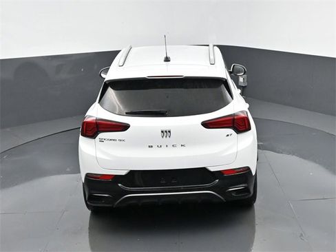 Used 2024 Buick Encore GX Sport Touring image 24