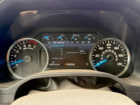 Used 2017 Ford F150 Lariat w/ Equipment Group 502A Luxury AWD/4WD image 11