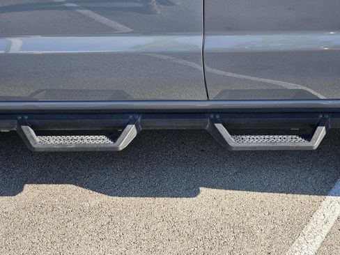 Used 2022 Nissan Frontier Pro-X w/ Technology Package image 12