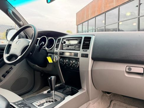 Used 2003 Toyota 4Runner SR5 image 13