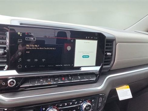 New 2026 GMC Sierra 1500 SLT w/ SLT Premium Package image 11