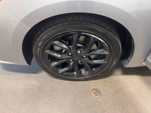 Used 2021 Acura ILX w/ Premium Package image 29