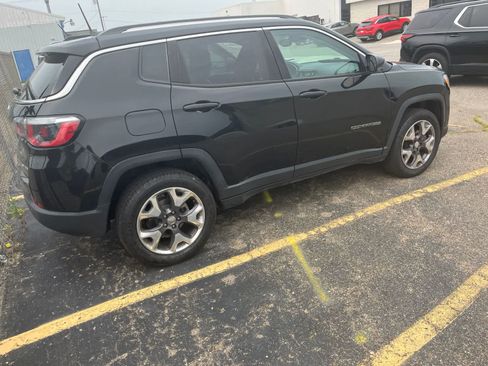 Used 2019 Jeep Compass Limited AWD/4WD image 18