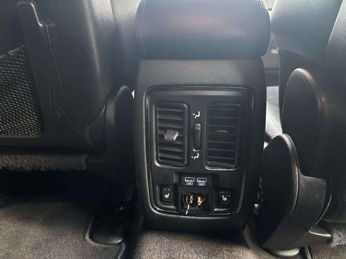 Used 2018 Dodge Durango GT AWD/4WD image 20