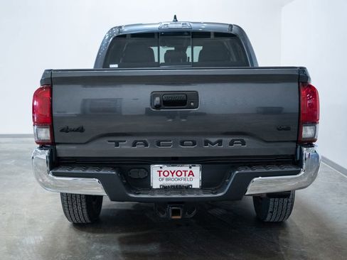 Used 2020 Toyota Tacoma SR5 w/ Blackout Package image 8