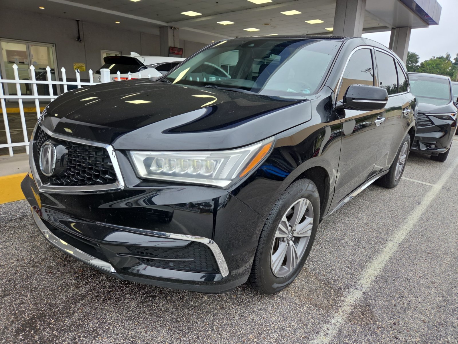 Used 2020 Acura MDX SH-AWD image 4