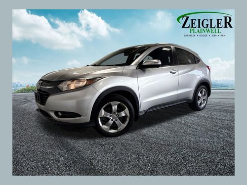 Used 2016 Honda HR-V EX-L image 1