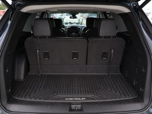 Used 2020 Chevrolet Traverse Premier FWD image 28
