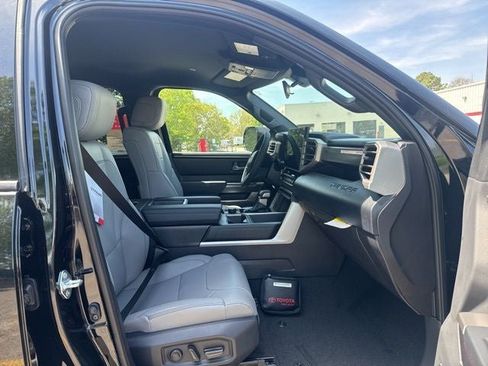 New 2026 Toyota Tundra SR5 AWD/4WD image 13