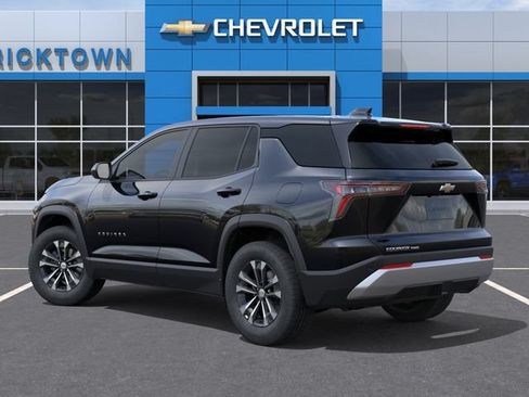 New 2027 Chevrolet Equinox LT w/ Convenience Package II AWD/4WD image 3