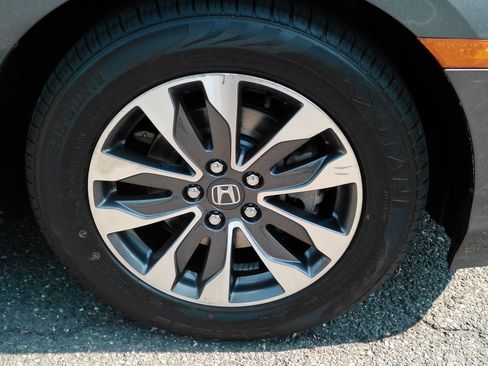Used 2023 Honda Odyssey EX-L image 35