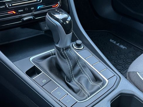 New 2025 Volkswagen Jetta Sport image 18