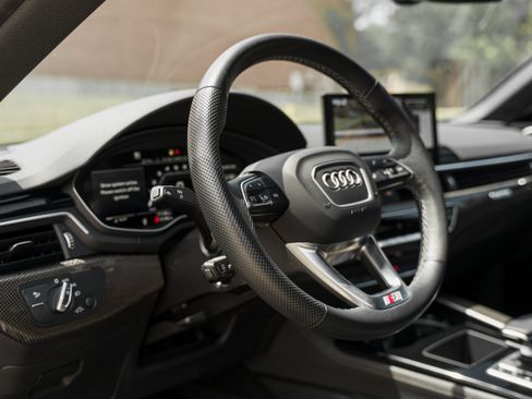 Used 2025 Audi S5 Premium Plus w/ Premium Plus Package AWD/4WD image 9