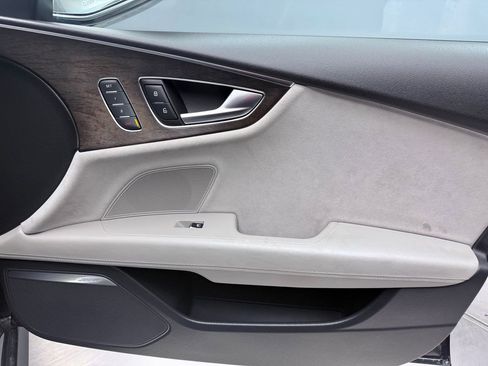 Used 2018 Audi S7 Prestige image 16