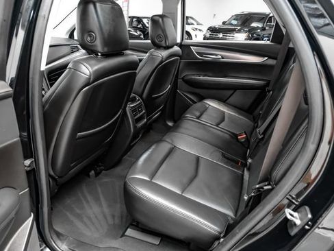Used 2019 Cadillac XT5 Premium Luxury w/ Advanced Security Package FWD image 32