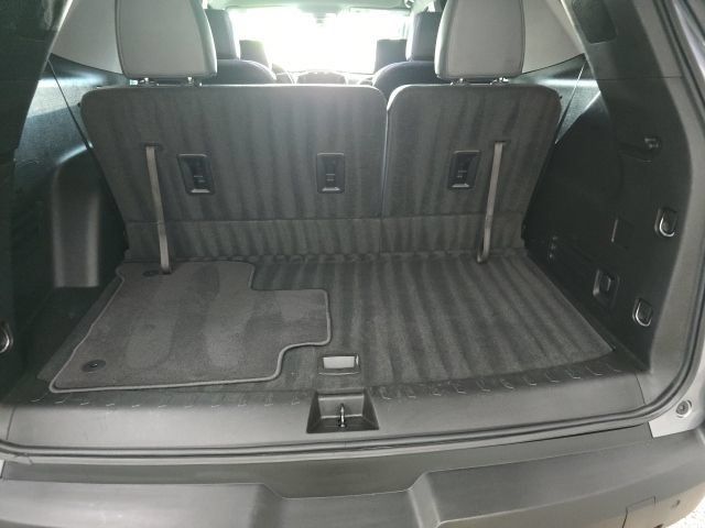 Used 2019 Chevrolet Traverse LT AWD/4WD image 8