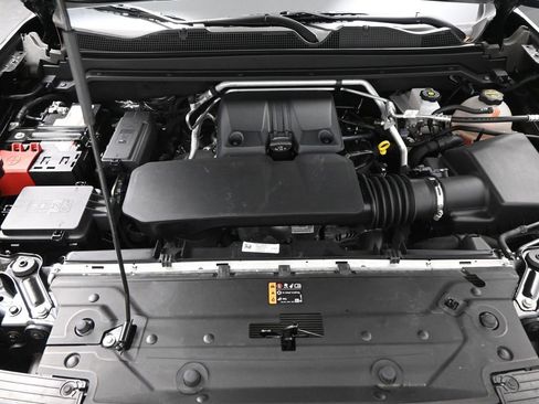 Used 2024 GMC Canyon Denali image 42