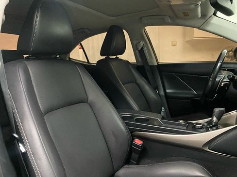 Used 2016 Lexus IS 200t image 16