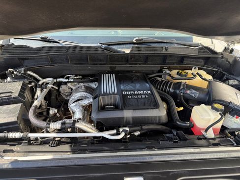 Used 2021 GMC Sierra 1500 SLT AWD/4WD image 33