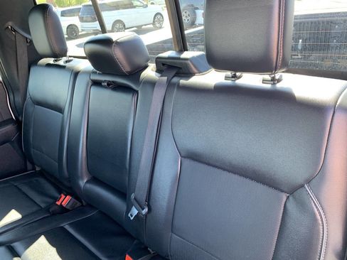 Used 2025 Ford F150 Lariat w/ FX4 Off-Road Package AWD/4WD image 25