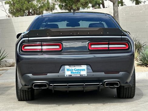 Used 2018 Dodge Challenger R/T Scat Pack w/ Leather Interior Group image 8