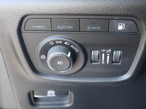 Used 2022 Jeep Grand Cherokee Limited 4xe image 15