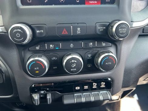 Used 2022 RAM 3500 Laramie AWD/4WD image 14