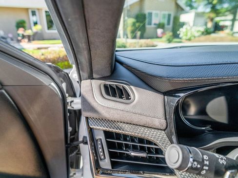 Used 2018 Cadillac CTS V w/ Luxury Package image 28