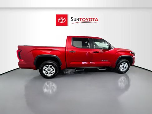 Used 2025 Toyota Tundra SR5 w/ SR5 Convenience Package AWD/4WD image 2