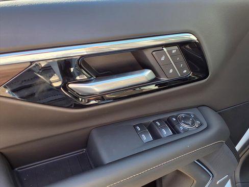 New 2026 Chevrolet Tahoe Premier image 9