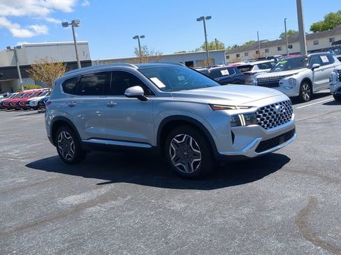 Used 2022 Hyundai Santa Fe Limited image 4