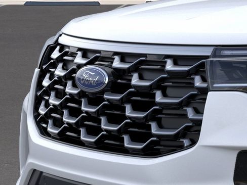 New 2026 Ford Explorer Platinum w/ LUX Leather Package image 20
