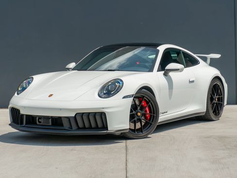 Used 2026 Porsche 911 Carrera 4 GTS AWD/4WD image 3