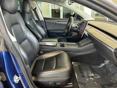 Used 2022 Tesla Model 3 RWD image 17