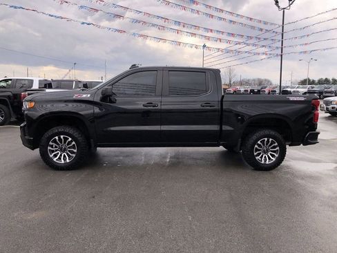 Used 2021 Chevrolet Silverado 1500 Custom Trail Boss AWD/4WD image 3