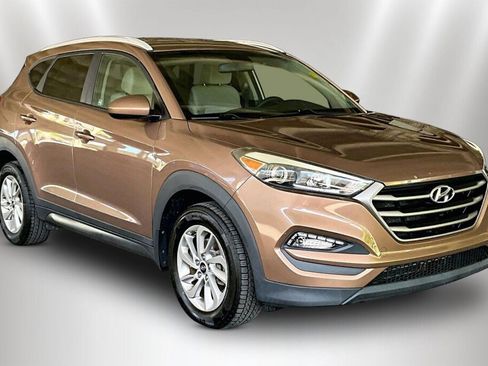 Used 2016 Hyundai Tucson SE w/ Option Group 02 AWD/4WD image 1