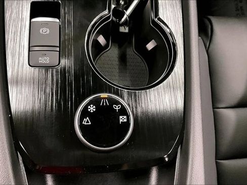 New 2025 Nissan Rogue SL AWD/4WD image 26
