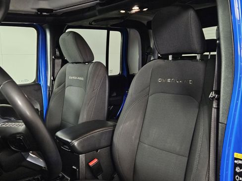 Used 2023 Jeep Gladiator Overland image 24